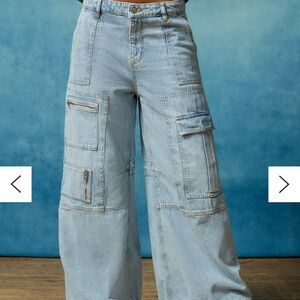 BDG Extreme Wide Leg Utility Jeans Sz 30